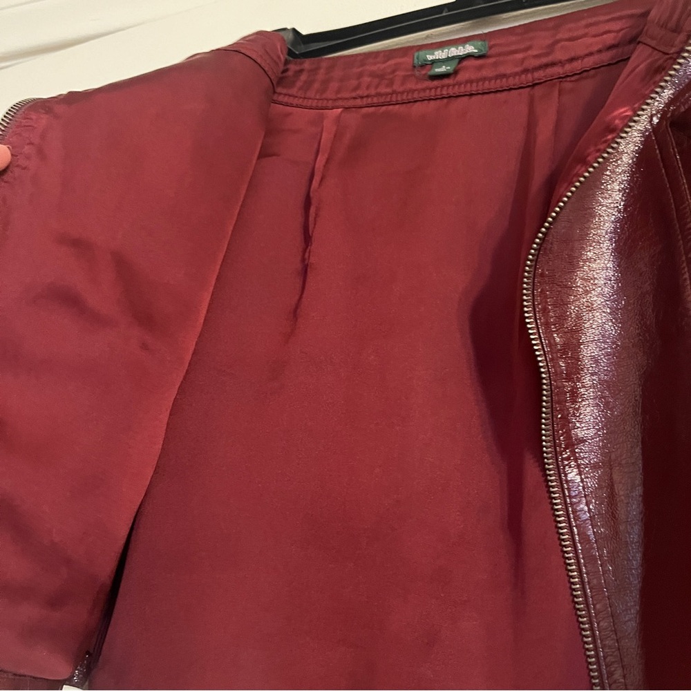USED Wild Fable women’s RED VINYL SKIRT - Picture 6 of 8